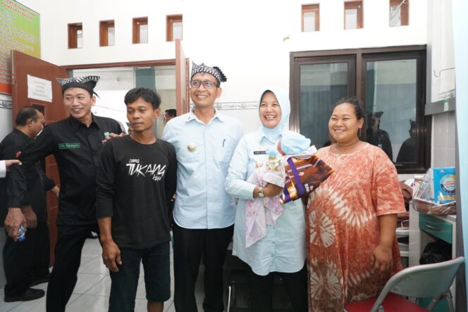 
					Transformasi Layanan Kesehatan: Bojonegoro Luncurkan Inovasi Digital untuk Akses Kesehatan yang Lebih Baik