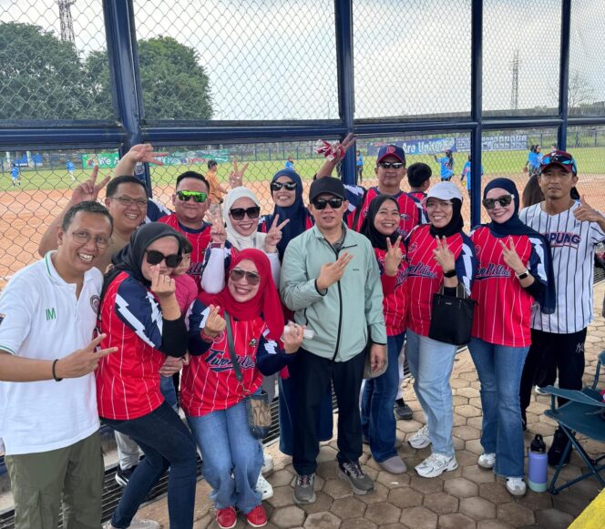
					Provinsi Lampung Resmi Buka Kejuaraan Nasional Softball Open Tournament Outsiders Cup 2025!
