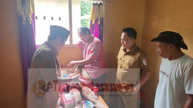 
					Sunatan Massal di Kampung Bujung Tenuk Kagungan Dalam Berlangsung Penuh Kebersamaan dan Kepedulian