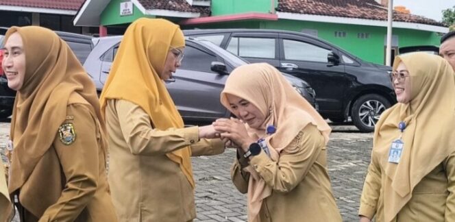 
					Apel Pagi Disdikbud Bandar Lampung Berlangsung Hangat, Pererat Silaturahmi di Bulan Syawal