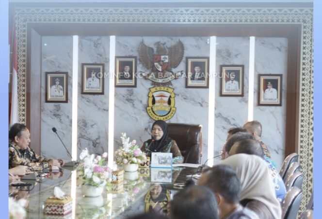 
					Wali Kota Eva Dwiana Pimpin Rakor OPD dan Camat, Perkuat Sinergi Pelayanan Jelang Ramadan