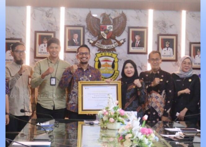 
					Wali Kota Bandar Lampung, Hj. Eva Dwiana Terima Audiensi PLN UP3 Tanjung Karang, Dukung Program Light Up The Dream bagi Warga Pra-Sejahtera