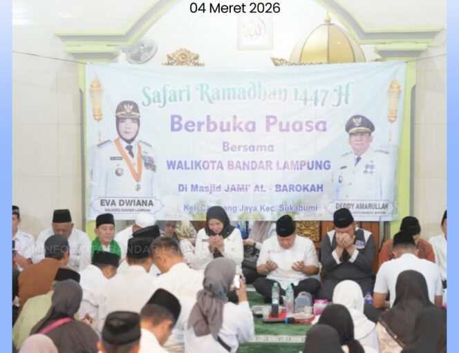 
					Wali Kota Bandar Lampung, Hj. Eva Dwiana Hadiri Safari Ramadan 1447 H di Masjid Al Barokah Sukabumi, Pererat Silaturahmi dengan Masyarakat