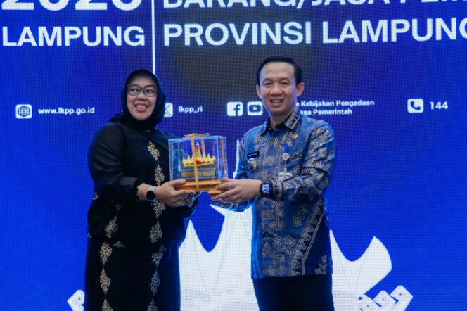 
					Sekdaprov Marindo Kurniawan Buka Pelatihan Pengadaan Barang/Jasa, Dorong UMKK Tingkatkan Daya Saing