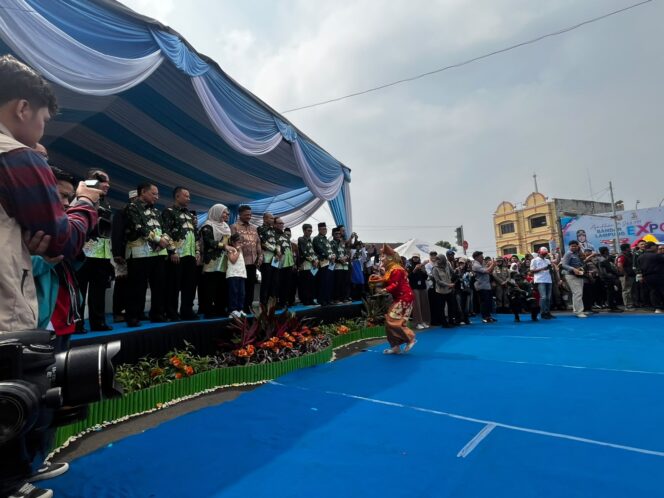 
					Dorong Pariwisata dan Ekonomi Kreatif Bandar Lampung “Festival Kendaraan Hias”