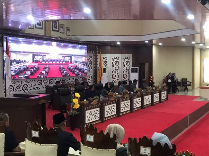 
					Sidang Paripurna Penyampaian KUA dan PPAS Digelar, Pemkot Bandar Lampung Fokus Pembangunan Infrastruktur 2027