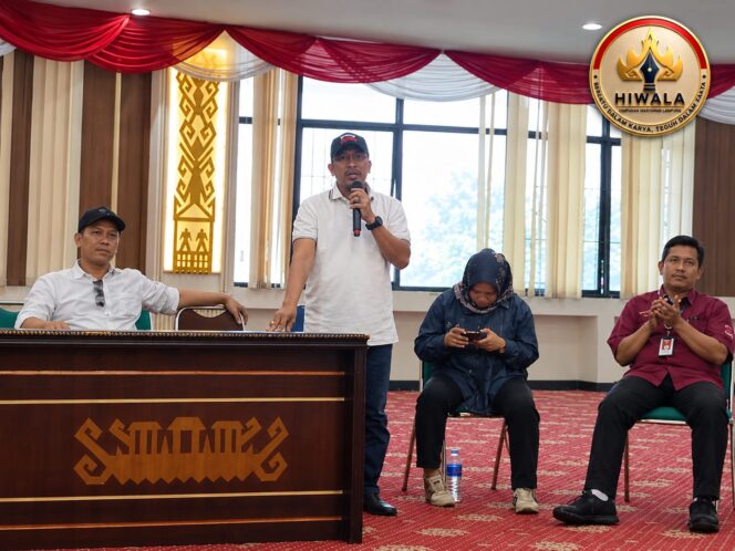 
					Dorong Mobil Mogok, Mobilnya Hidup Kita Ditinggal: Fenomena Kacang Lupa Kulit di Dunia Jurnalistik Lampung