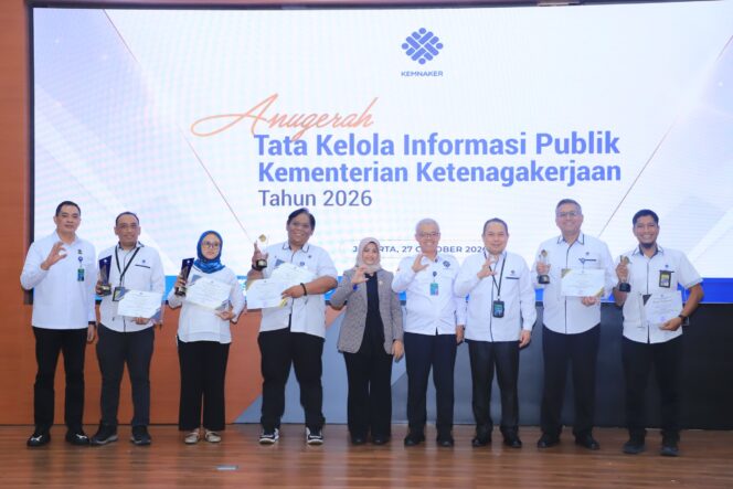 
					Kemnaker Apresiasi Kinerja PPID dan Pengelola Medsos Lewat Anugerah Tata Kelola Informasi Publik 2026