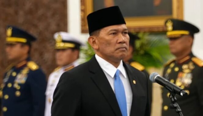 
					Prabowo Lantik Kristomei Sianturi Jadi Kepala BNPB, Gantikan Suharyanto
