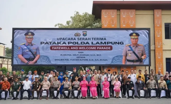 
					Danrem 043/Gatam Hadiri Sertijab Kapolda Lampung, Tegaskan Soliditas TNI-Polri Harga Mati